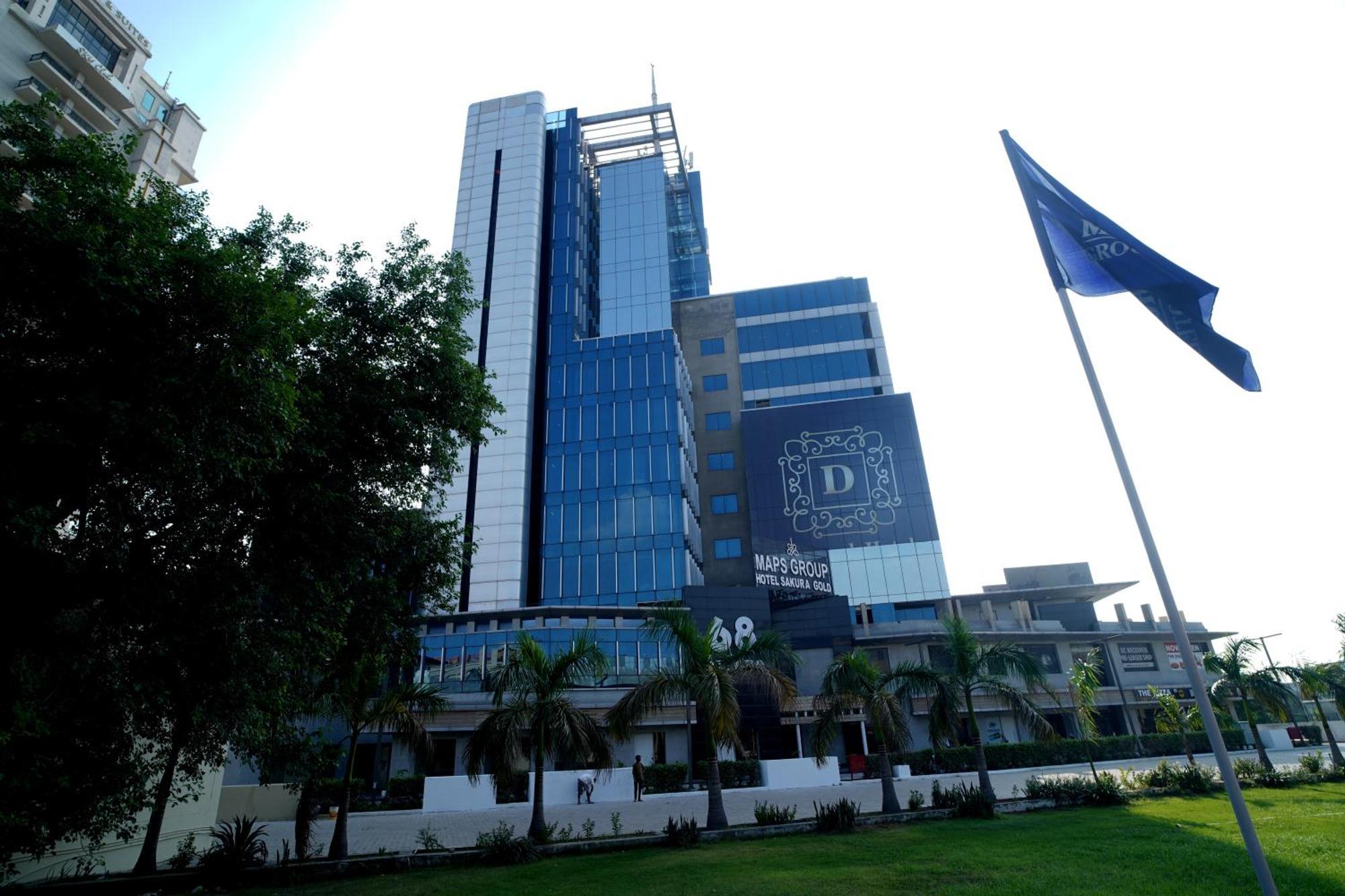 Hotel Sakura Gold Gurgaon Exterior foto